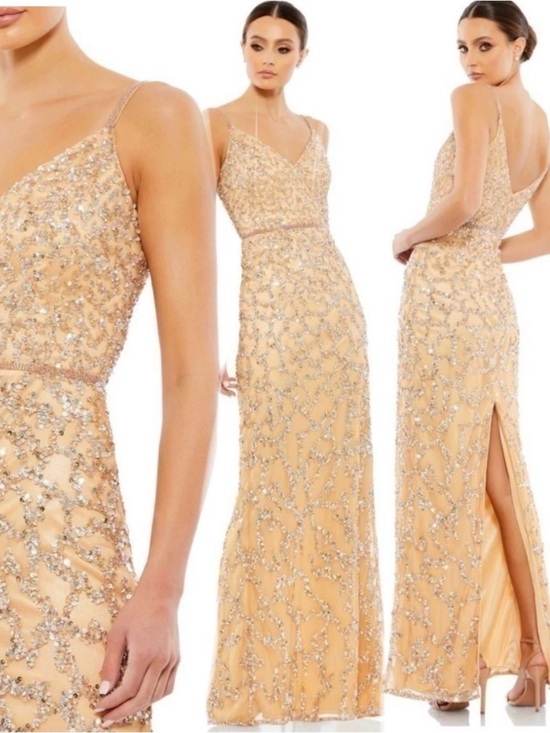 Mac Duggal Dresses & Skirts - Mac Duggal SLEEVELESS V-NECK BEADED COLUMN GOWN size 10 NEW $398 Sold out
